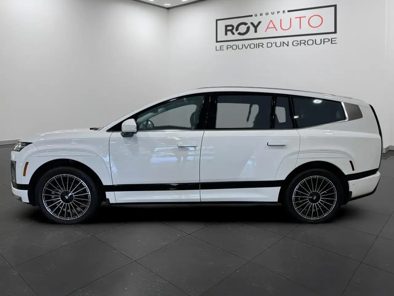Hyundai IONIQ 9 снимка Hyundai IONIQ 9