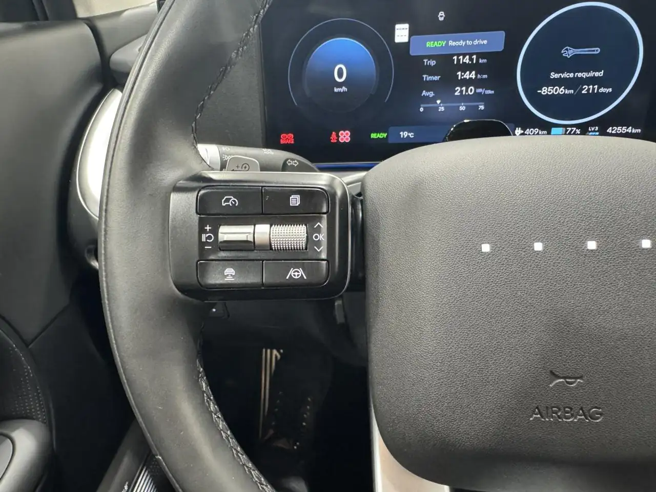 Hyundai IONIQ 9 снимка Hyundai IONIQ 9