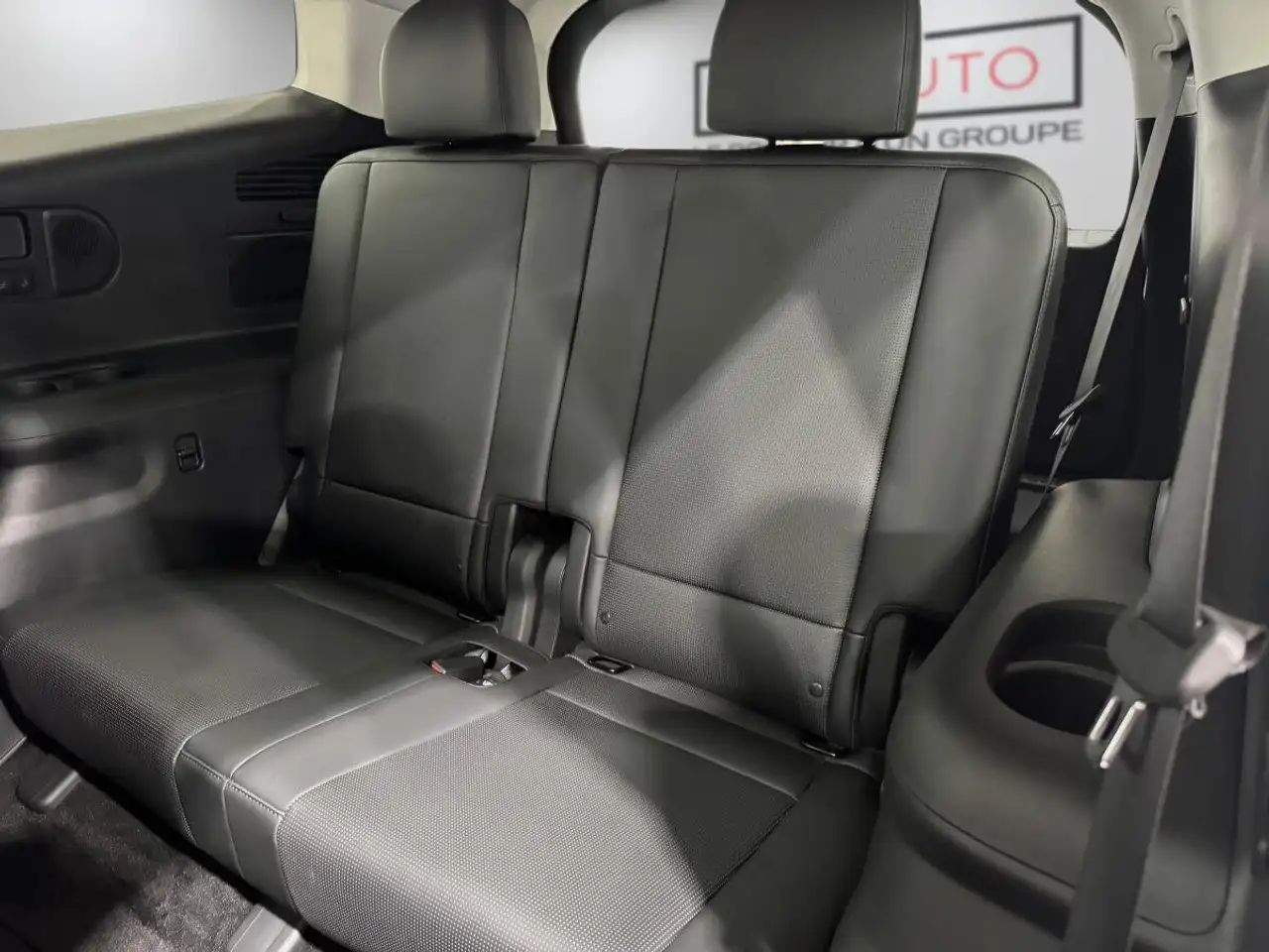 Hyundai IONIQ 9 снимка Hyundai IONIQ 9