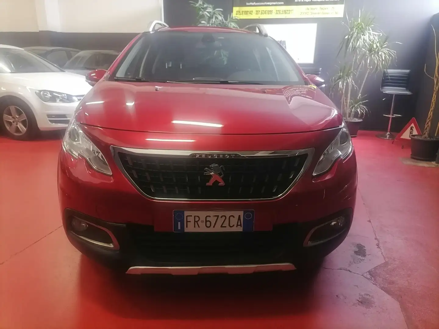 Peugeot 2008 PureTech Turbo 110 S&S GT Line Rosso - 2
