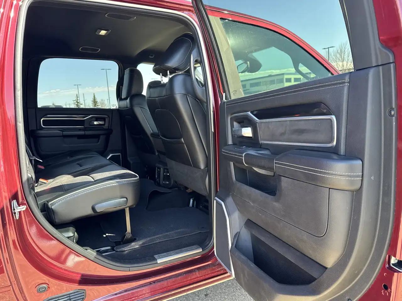 RAM 3500 снимка RAM 3500