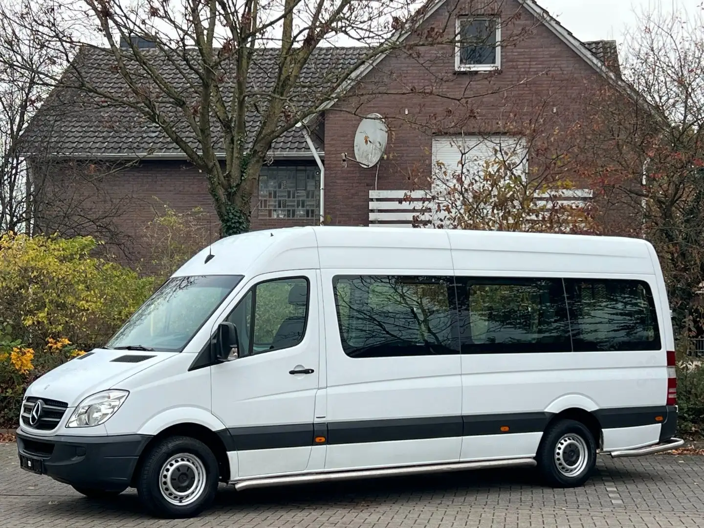 Mercedes-Benz Sprinter 313Cdi Maxi 9Sitze Automatik Lift Klima Weiß - 1