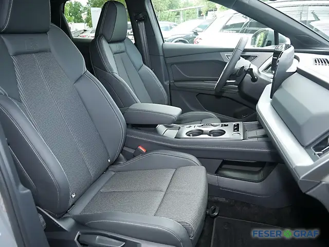 Audi Q4 E-Tron view 5