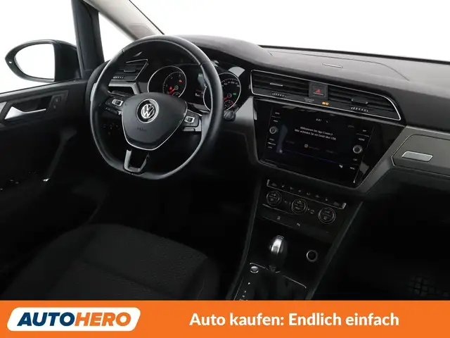 Volkswagen Touran view 13