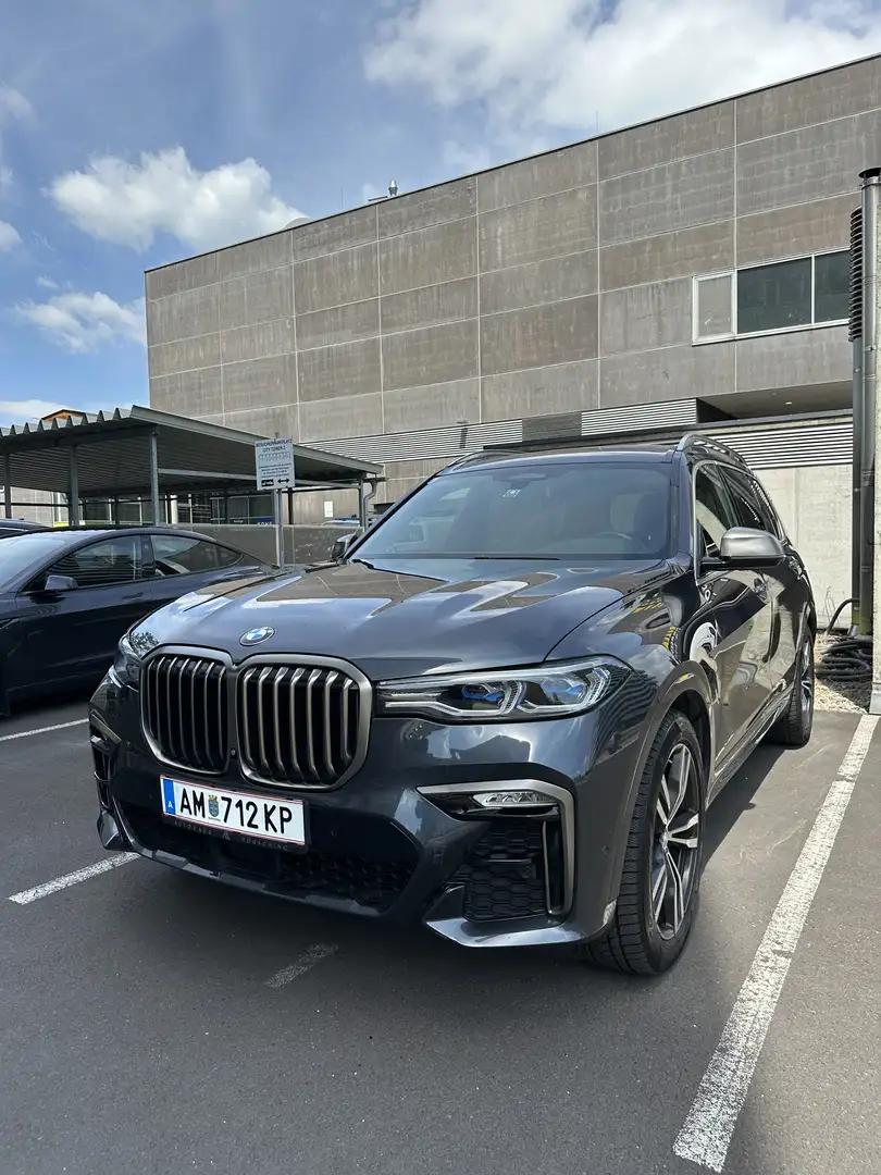 BMW X7 M M50d Aut. Grau - 2