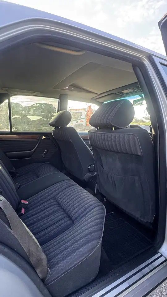 Mercedes-Benz E 230 Autom. SSD Euro2 Kat Top Zustand Org.165tkm, foto 7