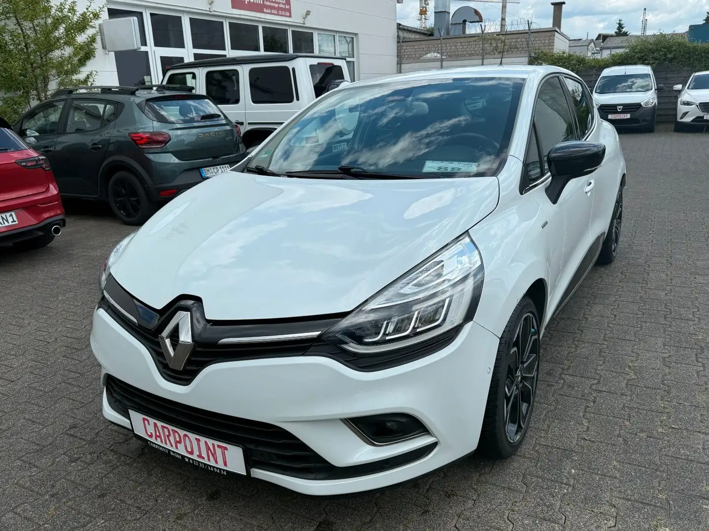 Renault Clio IV BOSE Edition KLIMA/KAMERA/NAVI/SHZ/LEDER Weiß - 1
