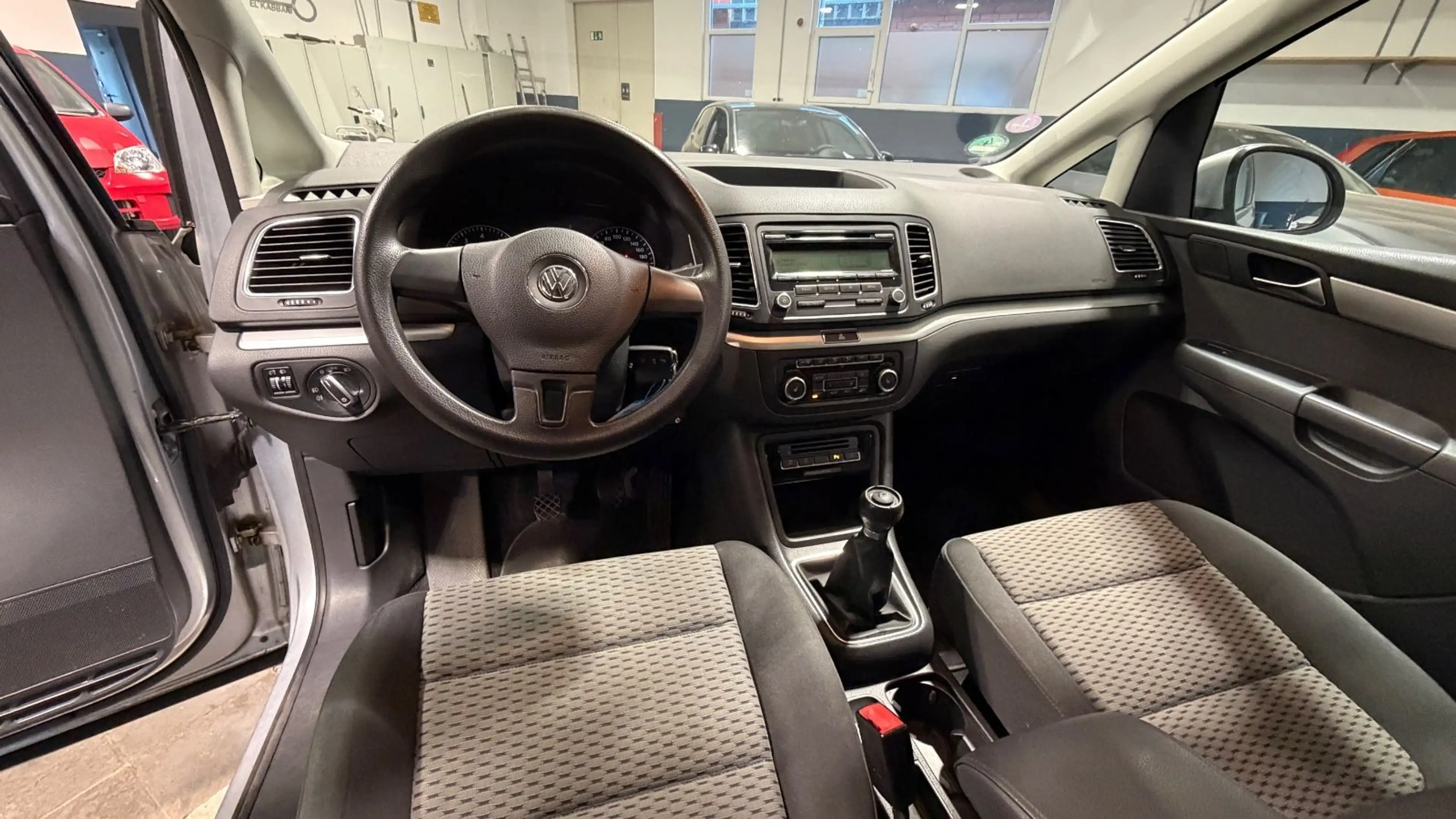 Volkswagen Sharan Trendline BMT#Klimaautomatik#Scheckheft# — photo 13