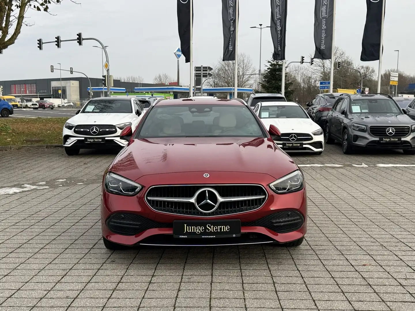 Mercedes-Benz C 300 C 300 e T AVANTGARDE Exterieur/Navi/Distronic/LED Rot - 2