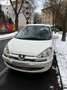 Peugeot 807 807 2,0 HDi 136PS NAVIGATION KLIMATRONIC TEMPOMAT PDC 6-SITZE Weiß - thumbnail 1