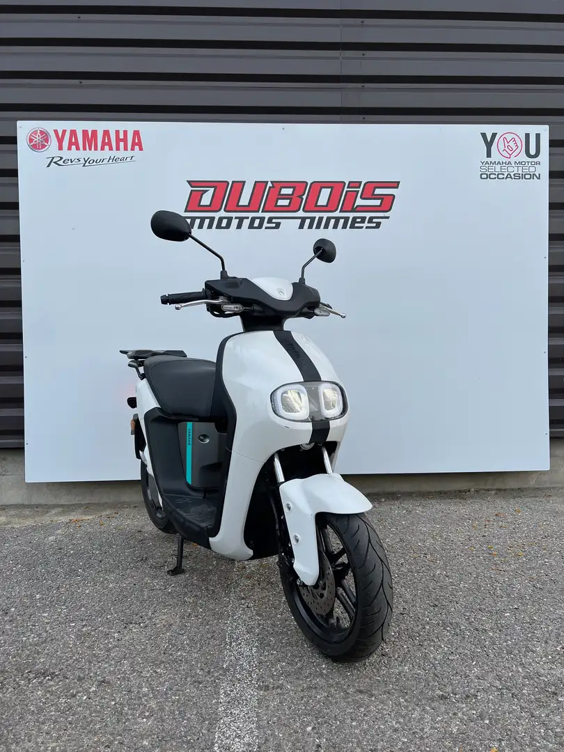Yamaha NEOs 50 White - 2