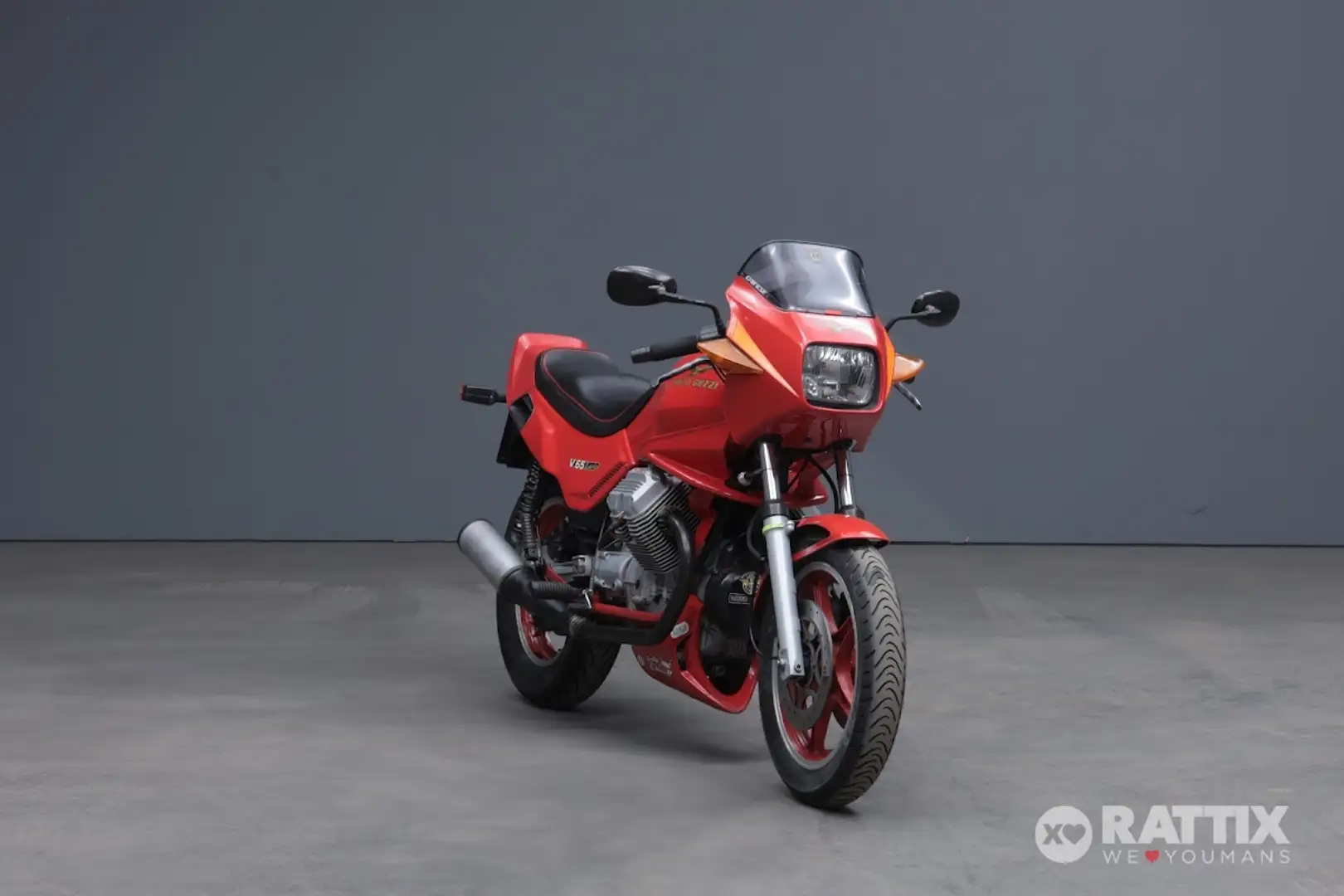 Moto Guzzi V 65 Lario Red - 1