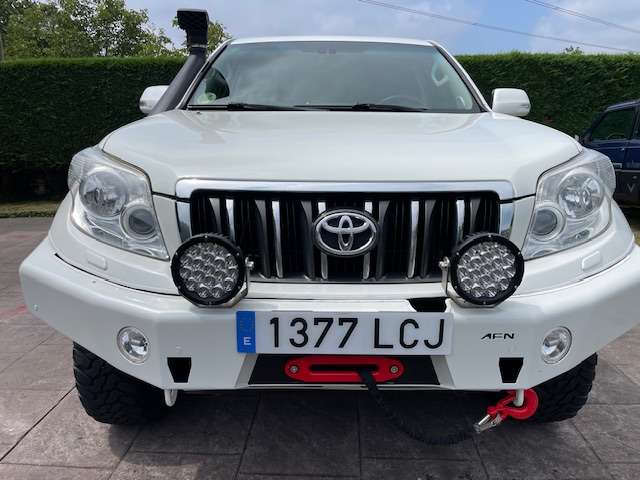 Toyota Land Cruiser D-4D VX - foto 1