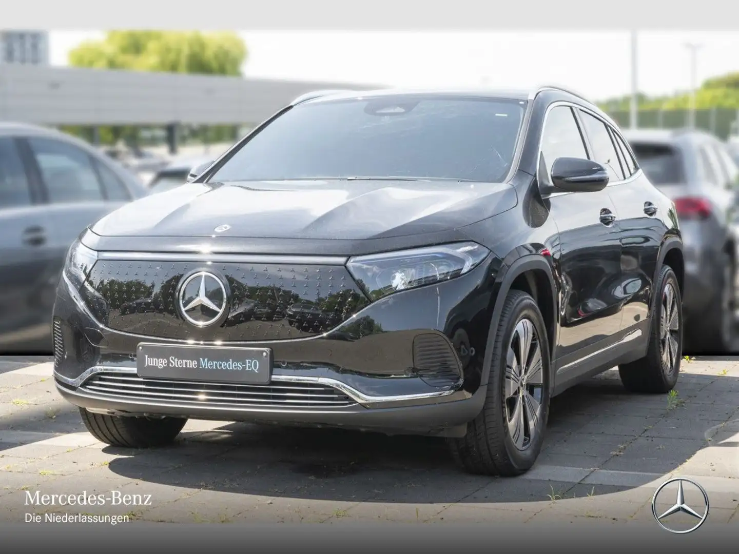 Mercedes-Benz EQA 300 4M PROG+ADVANCED+KAMERA+SPUR Schwarz - 2