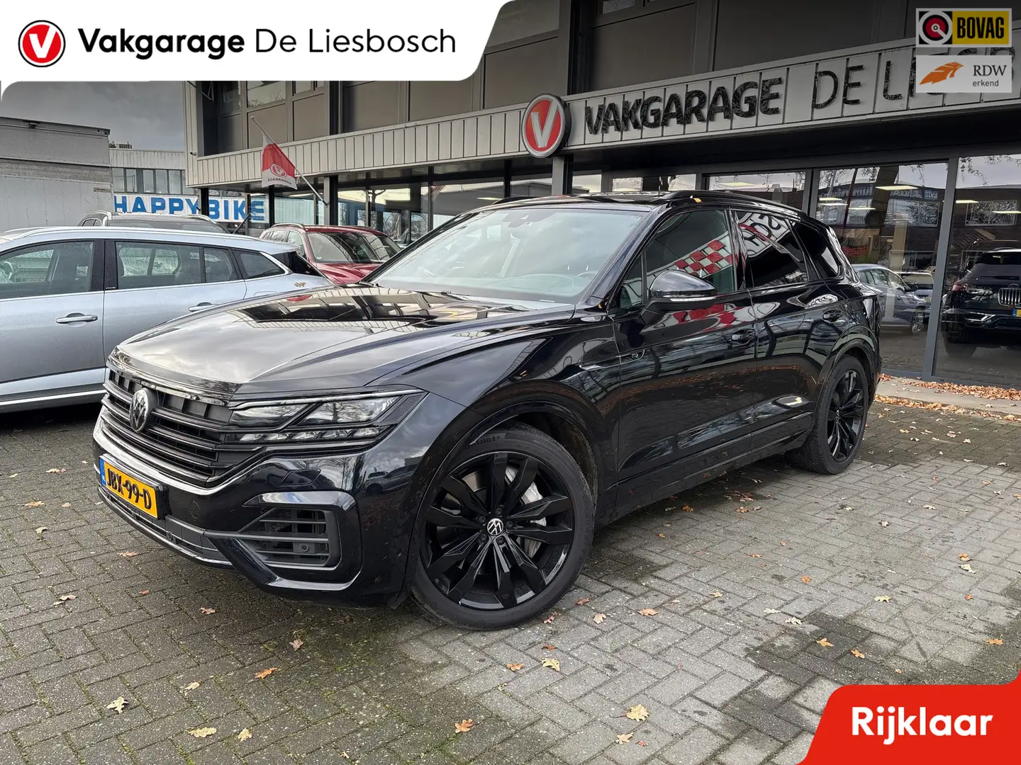 Volkswagen Touareg 3.0 TSi 4MOTION R-line/ pano / leer/ navi/ camera/ Noir - 1