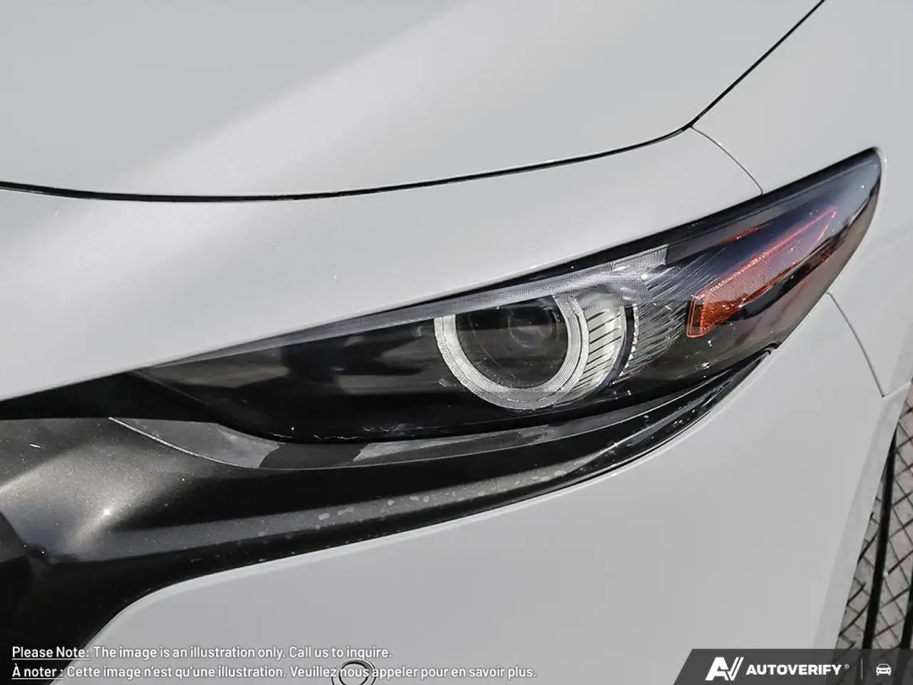 Mazda 3 снимка Mazda 3