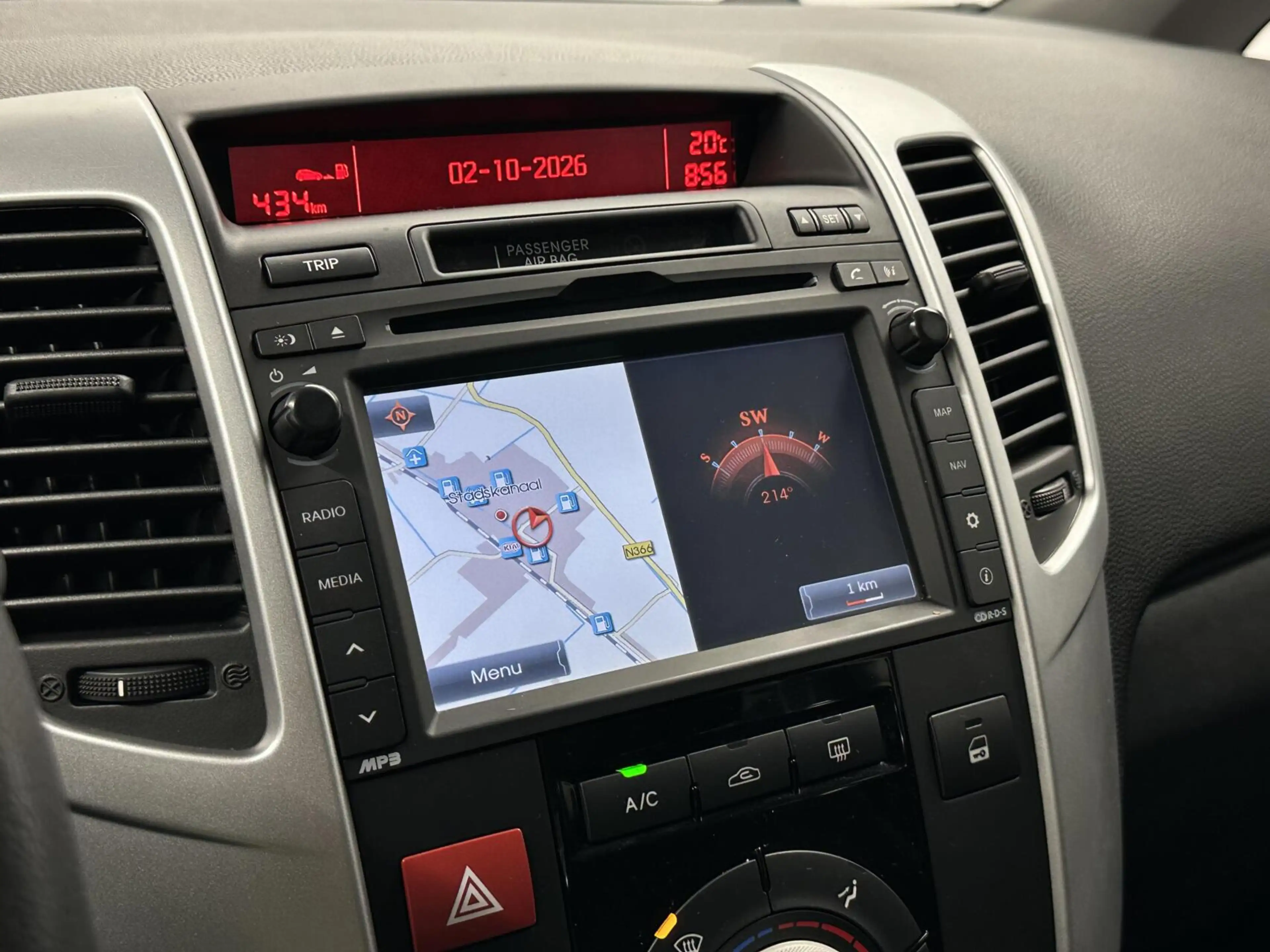Kia Venga 1.4 CVVT Seven NAVI CAMERA ECC CRUISE LM TREKHAAK — photo 28