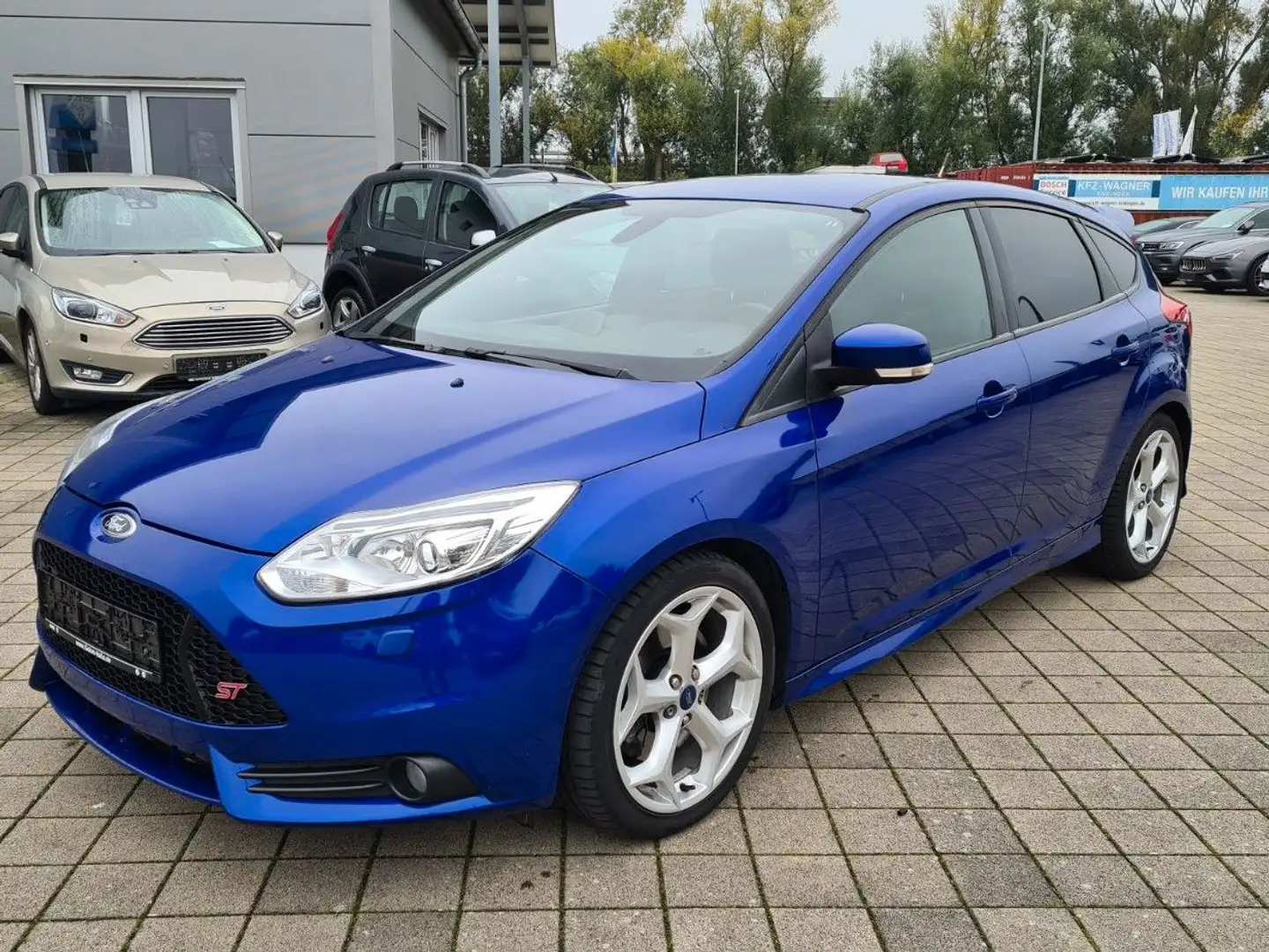 Ford Focus 2.0 ST Exclusiv-Paket KAMERA RECARO LED Blau - 1