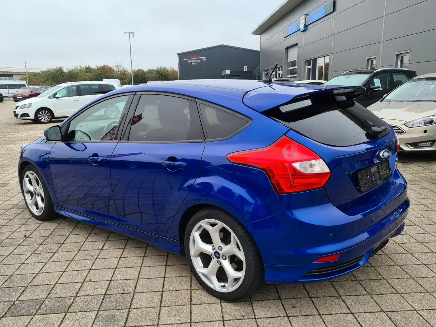 Ford Focus 2.0 ST Exclusiv-Paket KAMERA RECARO LED Blau - 2