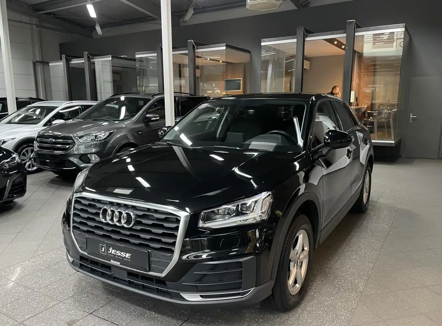 Audi Q2 1.4 TFSI basis Tempomat R.Cam AHK Nero - 1