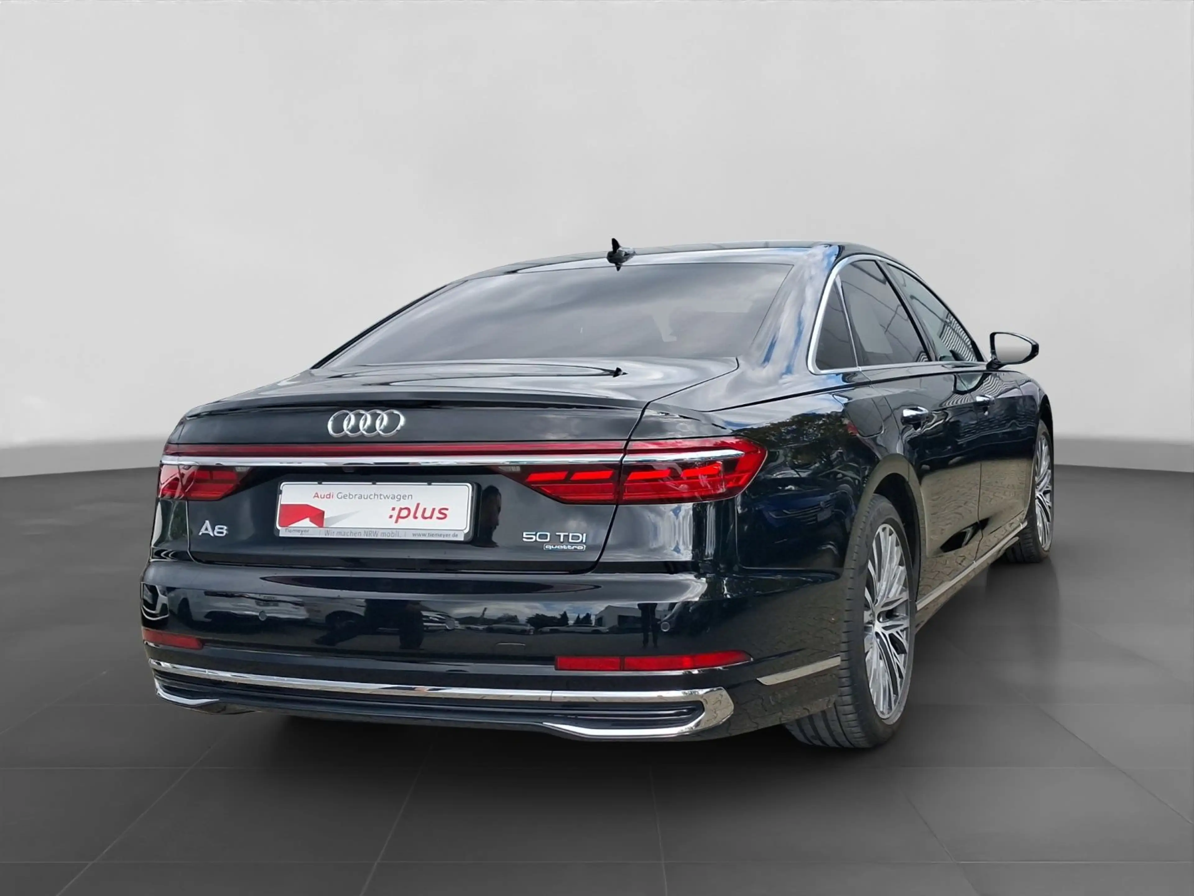 Audi A8 50 TDI Q HD-MATRIX BuO LUFT PANO LM20 — photo 3