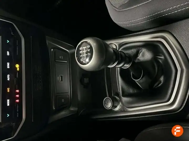 SsangYong Tivoli 2025, foto 19