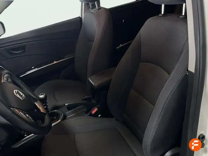 SsangYong Tivoli 2025, foto 22