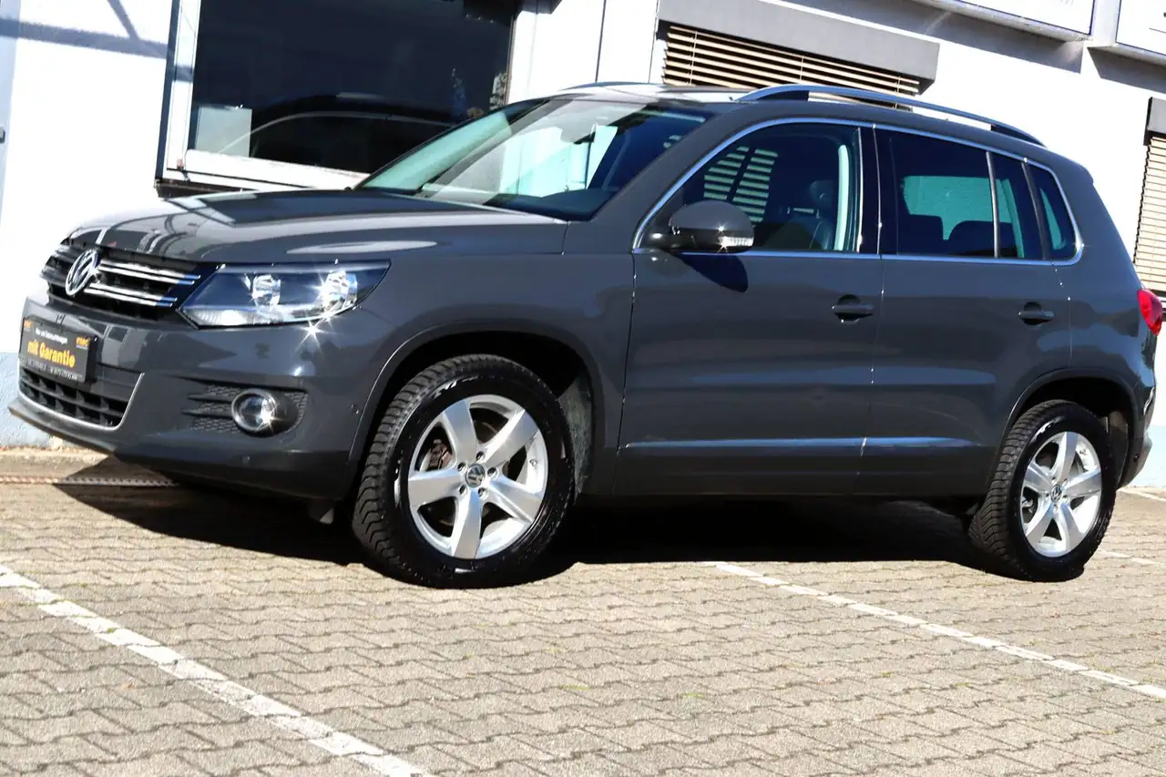Volkswagen Tiguan Tiguan 2.0 TDI SPORT&STYLE PAKET *1-HAND / Orig.65415km — photo 1 of 25