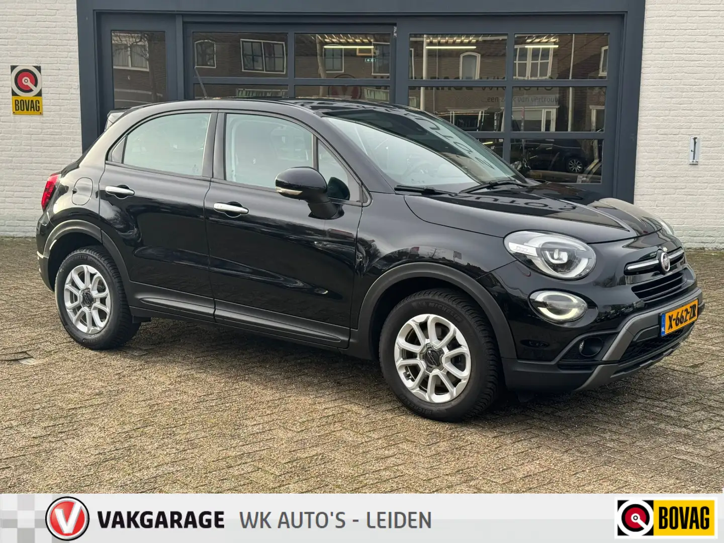 Fiat 500X Cross 1.0 GSE City Cross Opening Edition - Camera Černá - 1