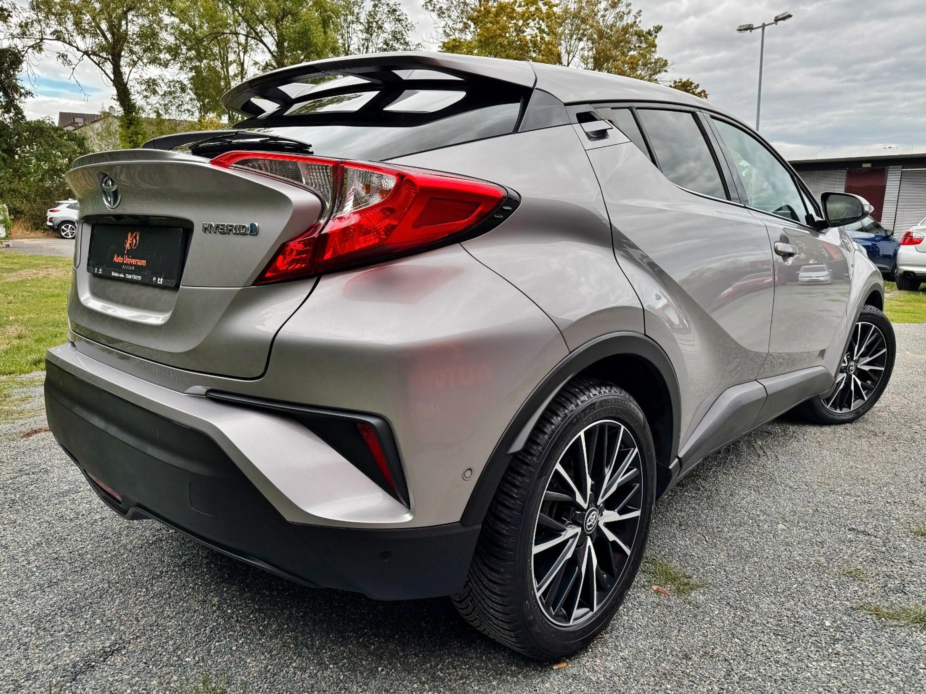 Toyota C-HR Hybrid #1HAND#TÜV#SERVICE#NAVI#KLIMA#ASSIST — photo 6