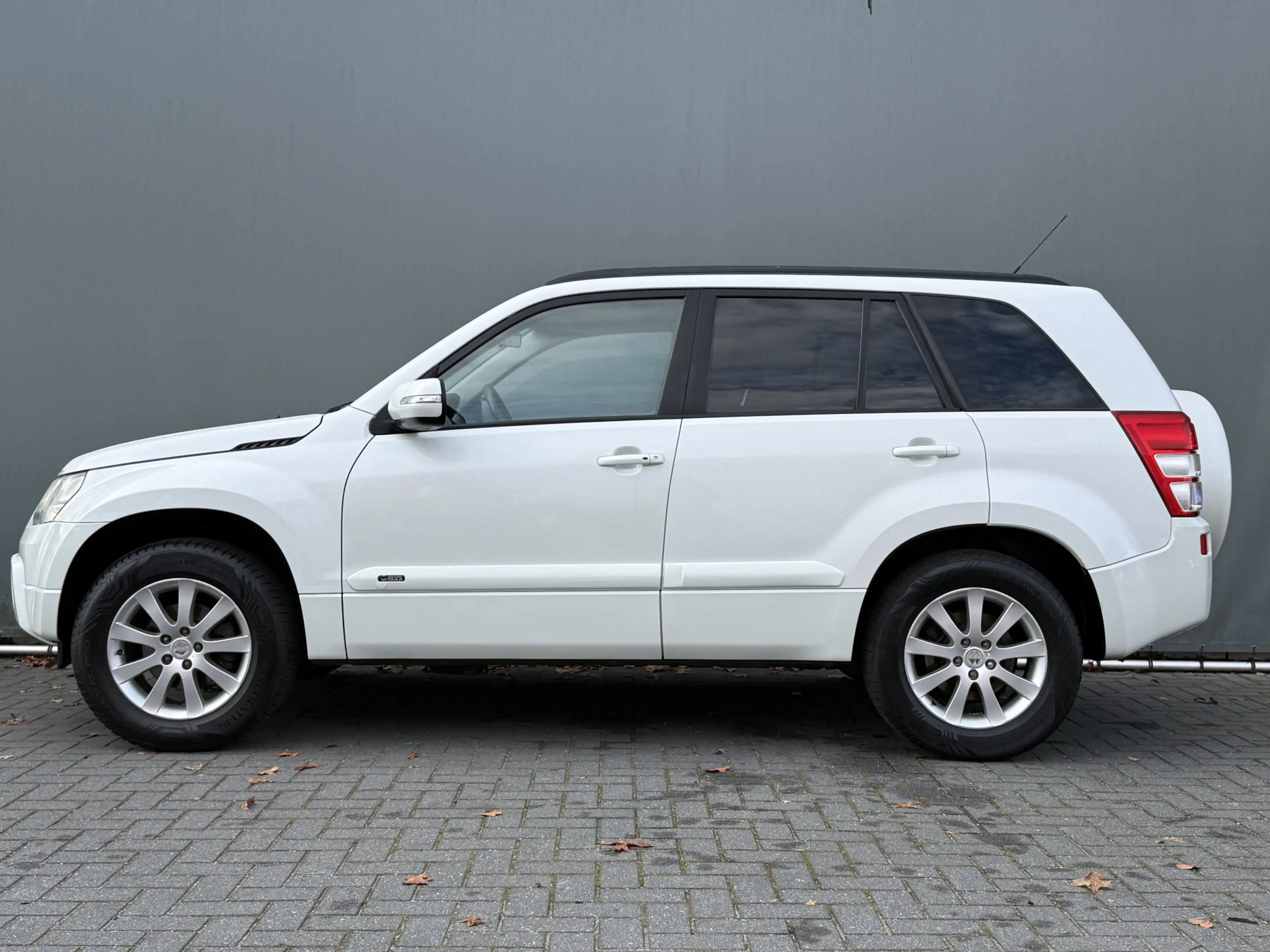 Suzuki Grand Vitara BWJ 2010 2.4 169PK Exclusive TREKHAAK | KEYLESS | — photo 9