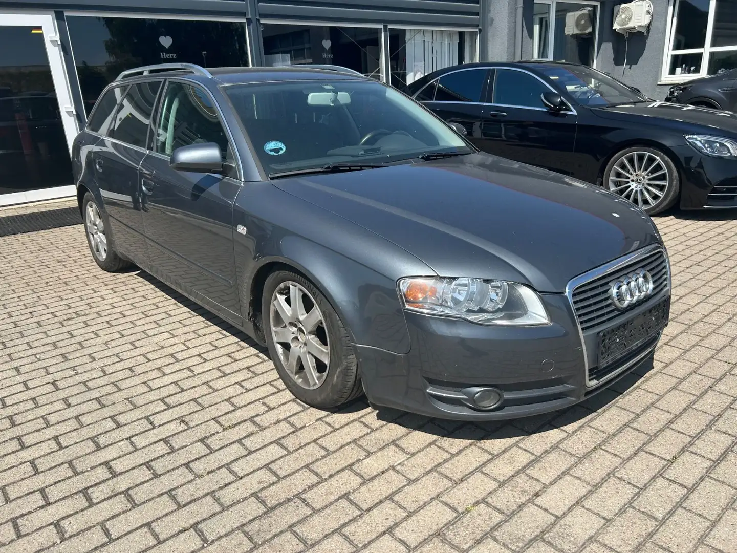 Audi A4 Avant 2.0 TDI quattro*Kein TUV* Gris - 2