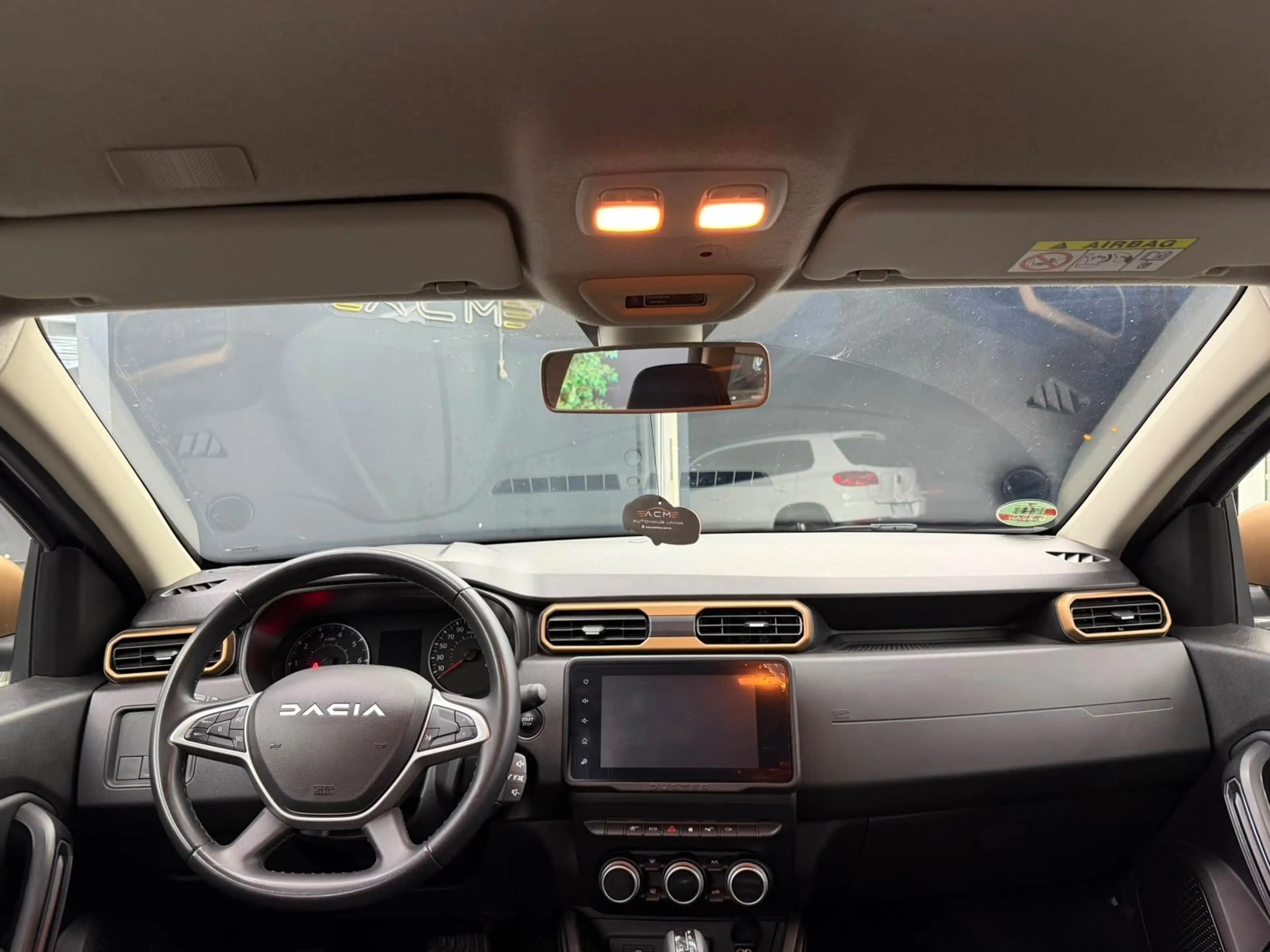 Dacia Duster II Extreme * 1 HAND * AUT * NAVI * — photo 10
