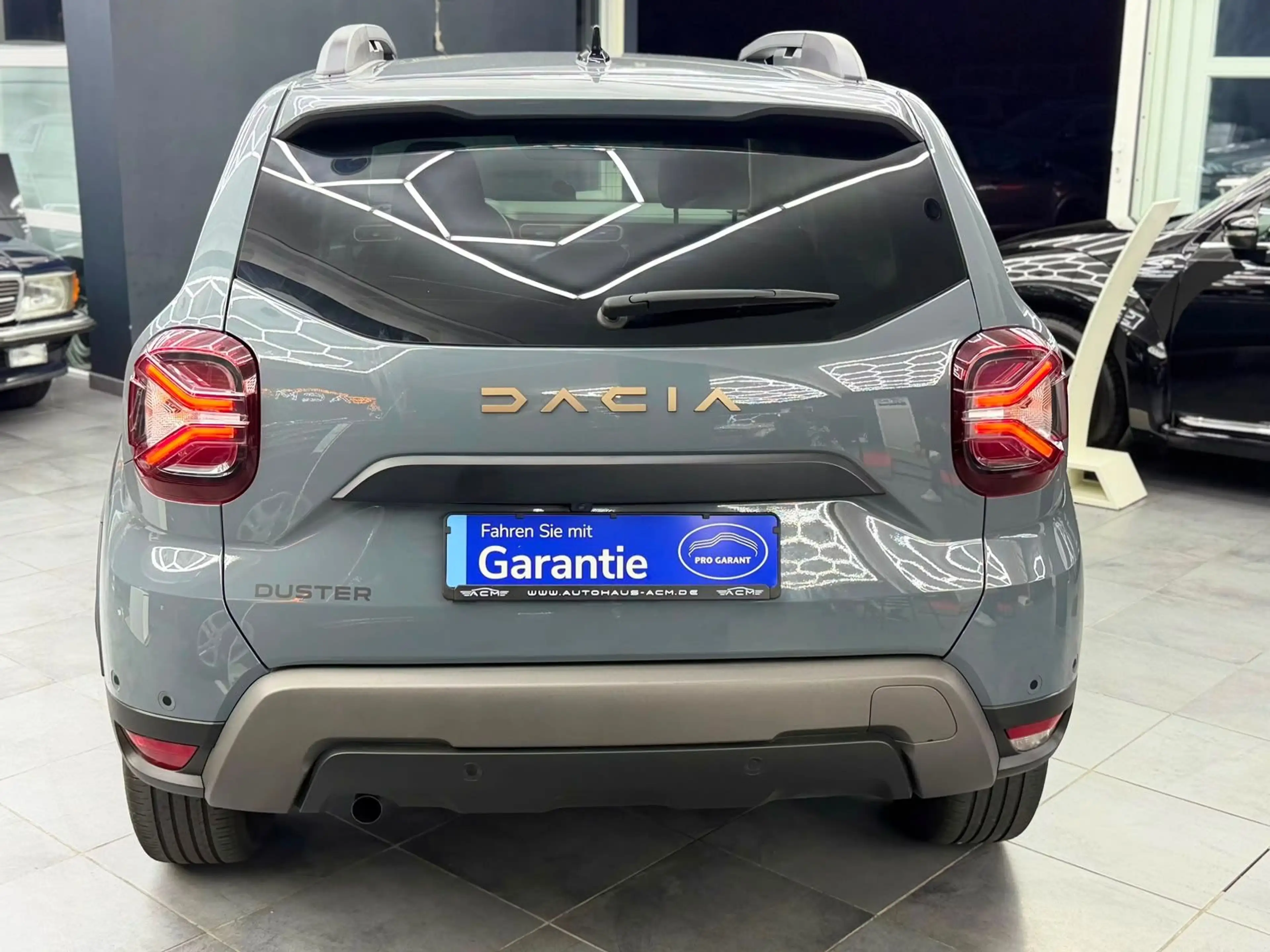 Dacia Duster II Extreme * 1 HAND * AUT * NAVI * — photo 4