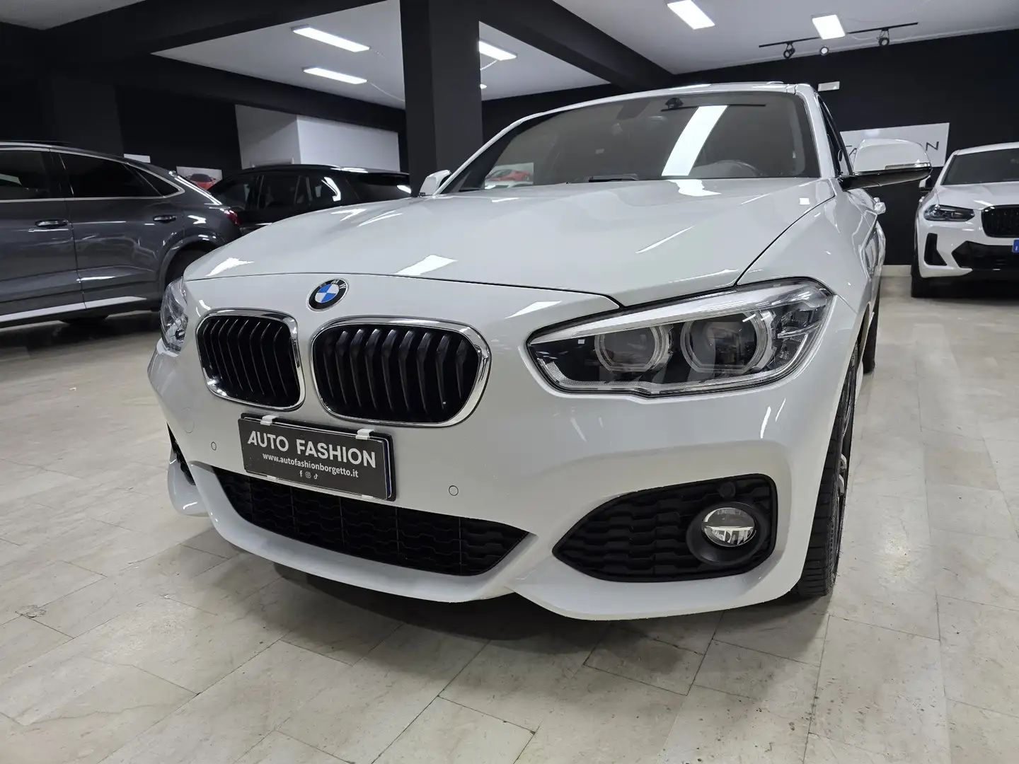 BMW 116 Serie 1 F/20-21 2017 116d Msport 5p (Tetto) Bianco - 2