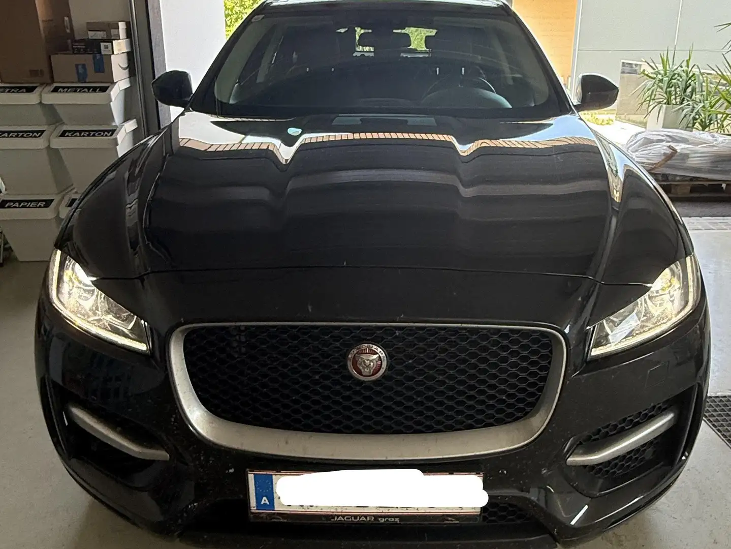 Jaguar F-Pace F-Pace 20d AWD R-Sport Aut. R-Sport Siyah - 1
