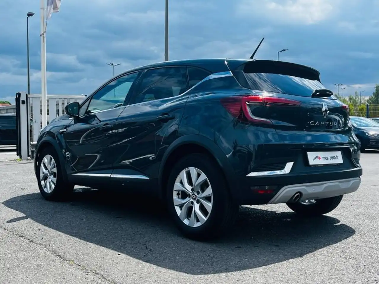 Renault Captur — photo 3