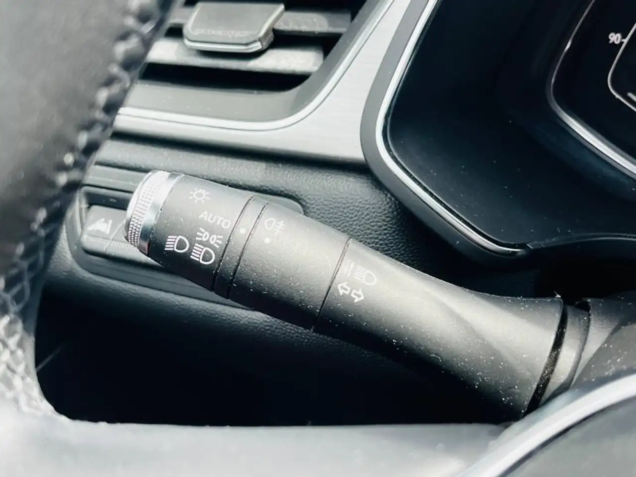 Renault Captur — photo 14