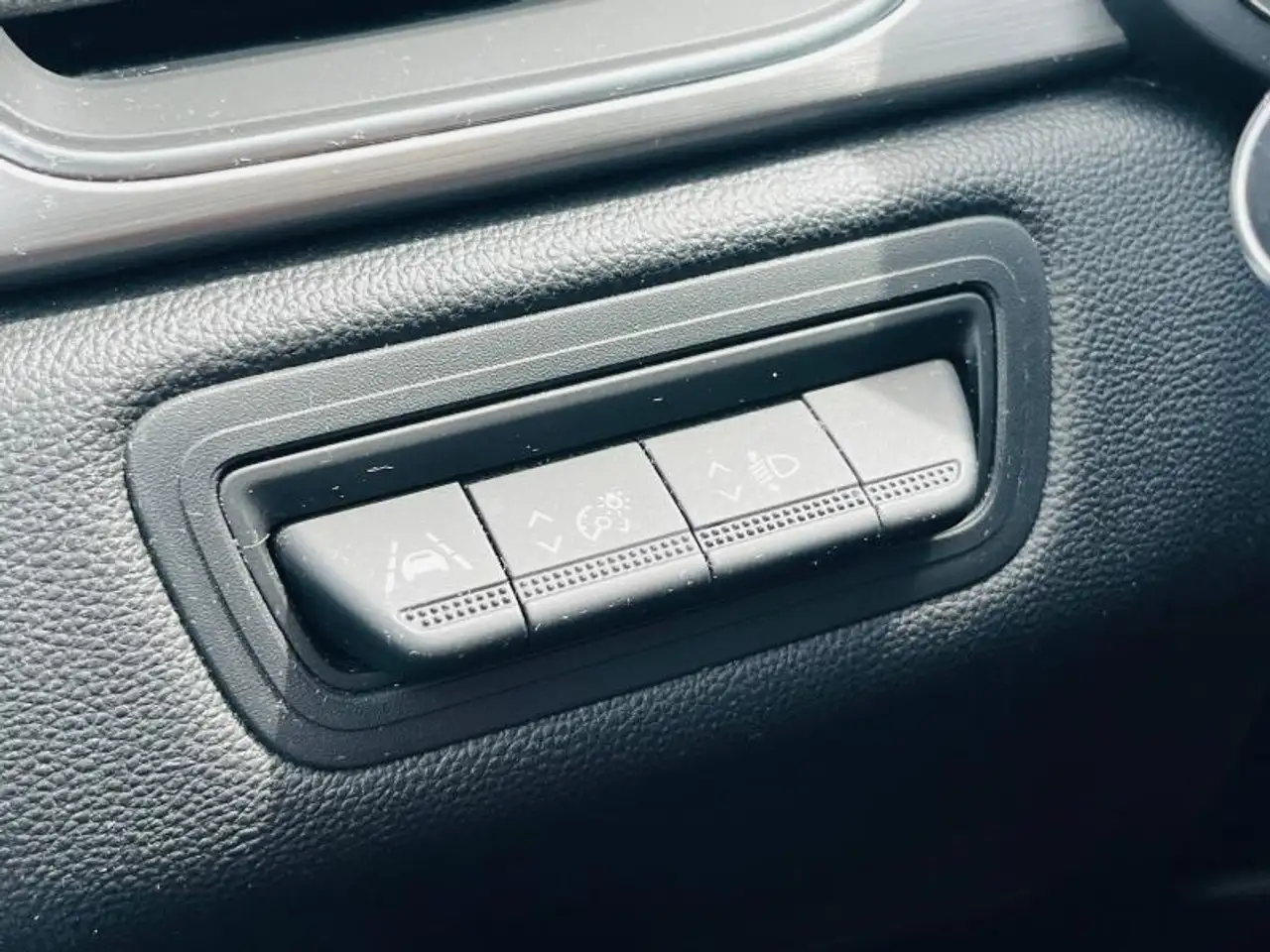 Renault Captur — photo 13