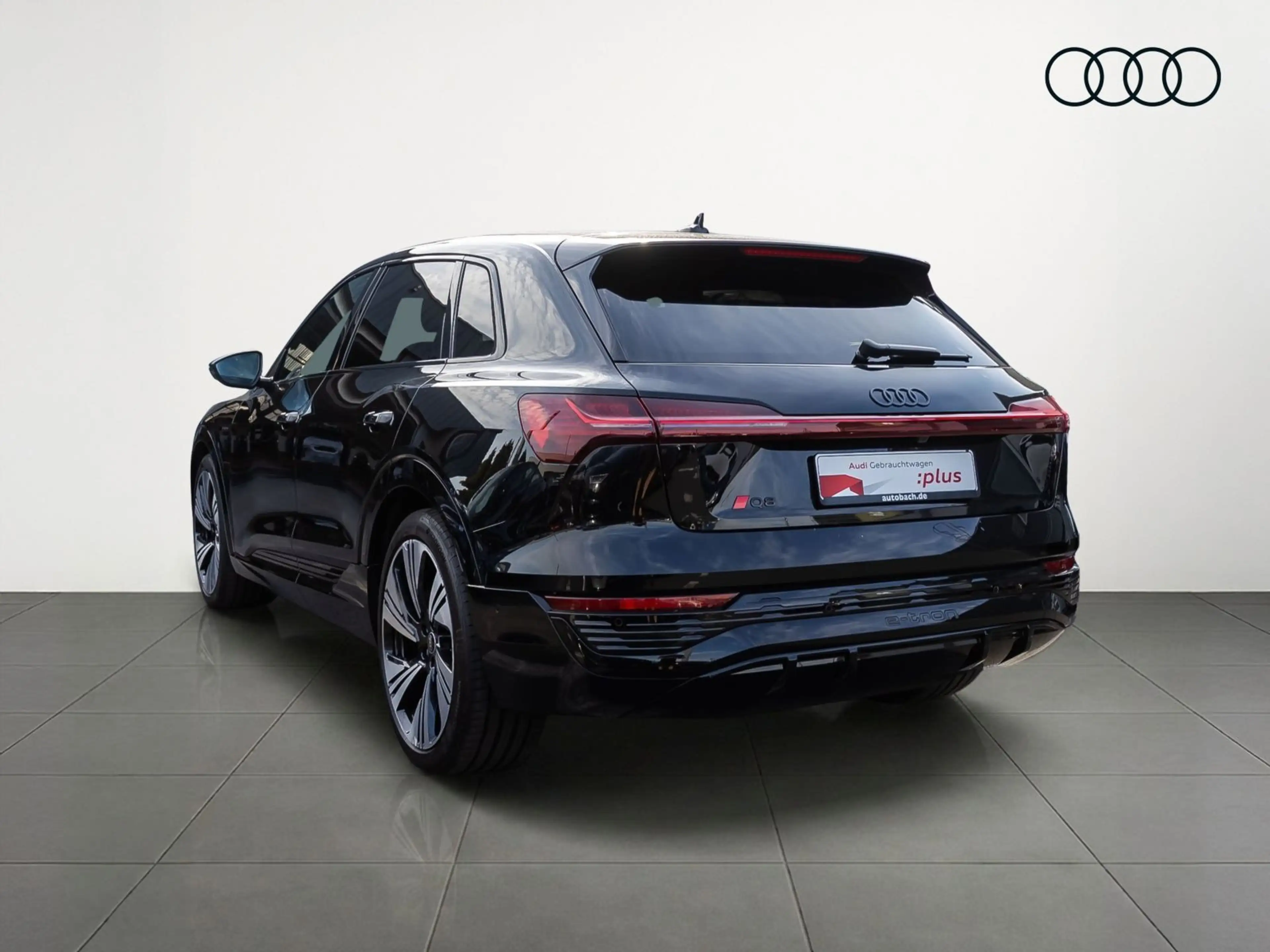Audi Q8 e-tron S line 50 qu Navi Matrix Panorama AIR — photo 8