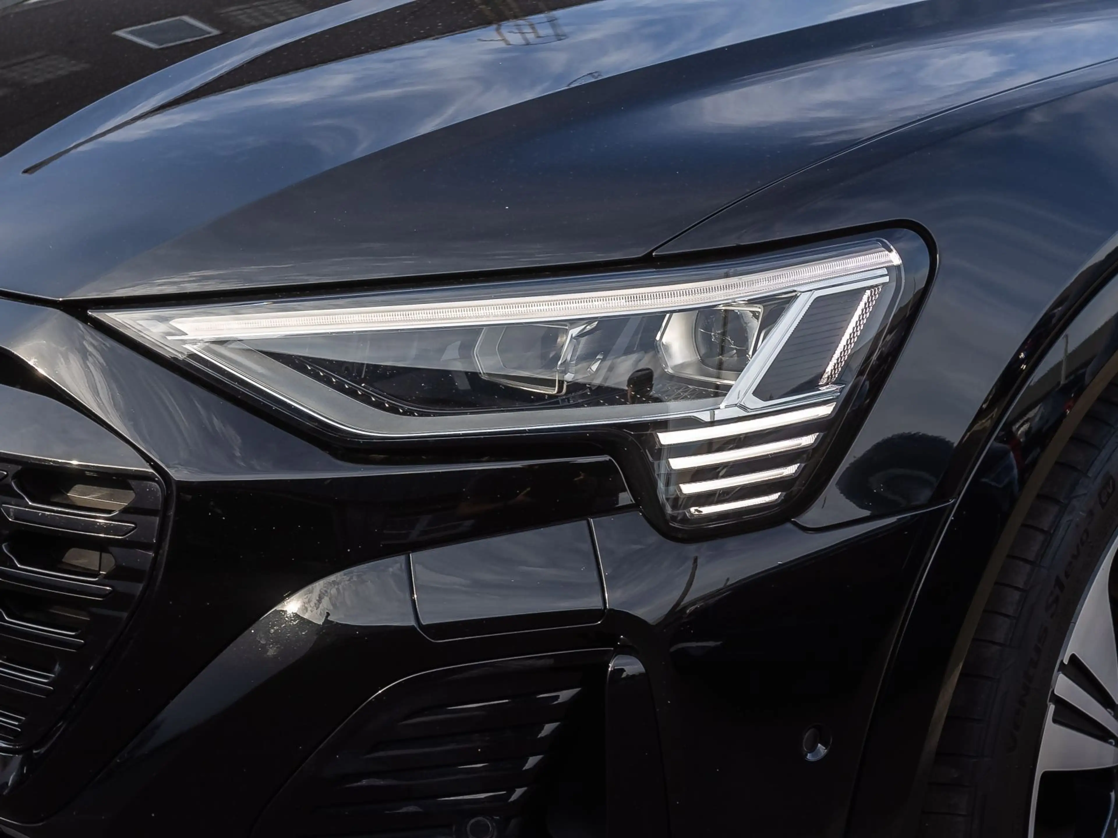 Audi Q8 e-tron S line 50 qu Navi Matrix Panorama AIR — photo 10