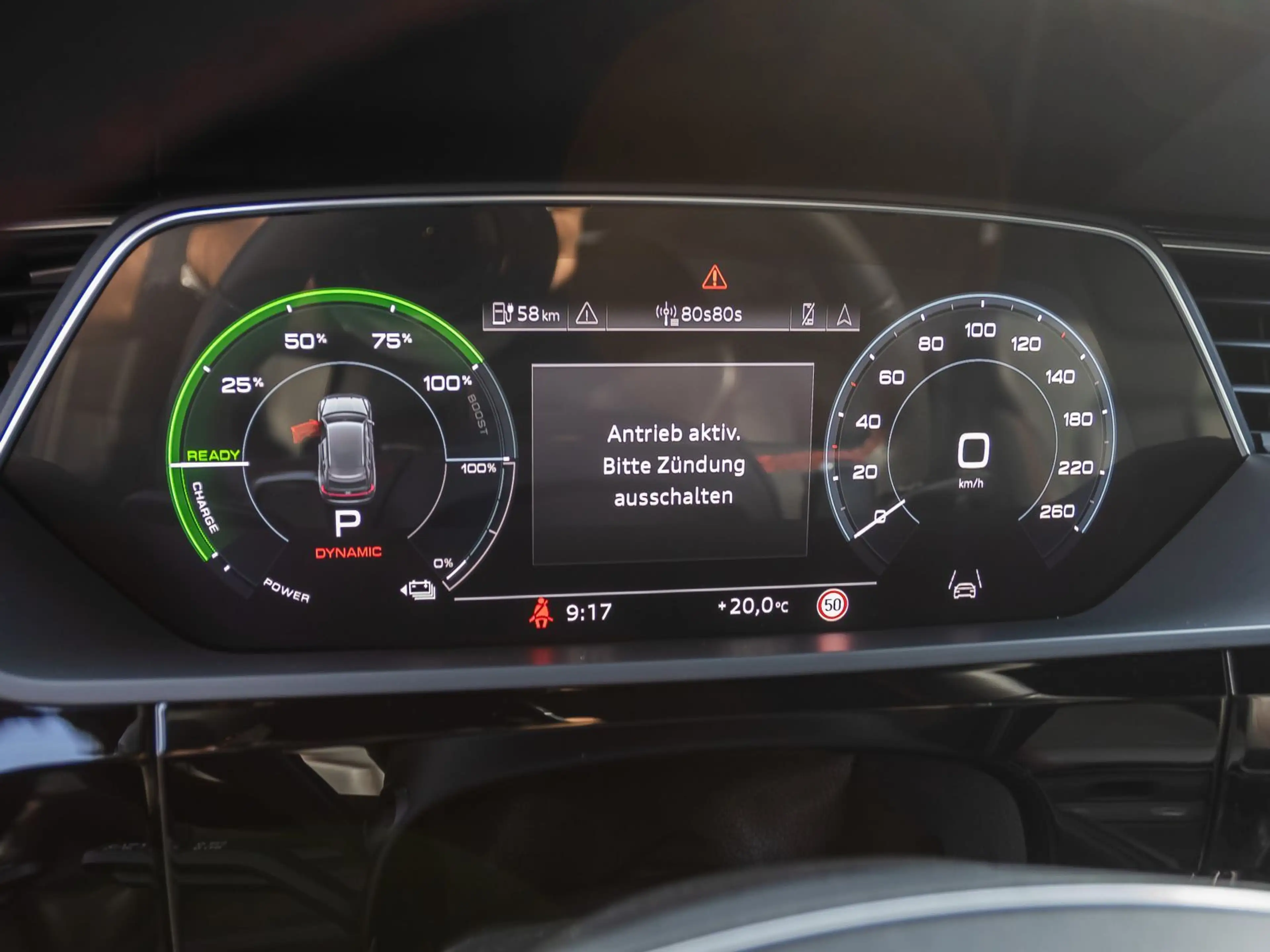 Audi Q8 e-tron S line 50 qu Navi Matrix Panorama AIR — photo 17