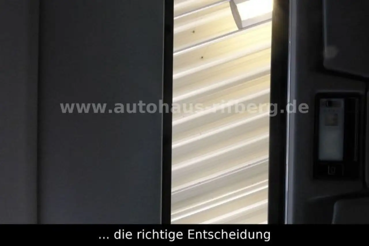 Mercedes-Benz E 200 D Automatik AHK/LM/Schiebedach elekt./eFH, foto 11