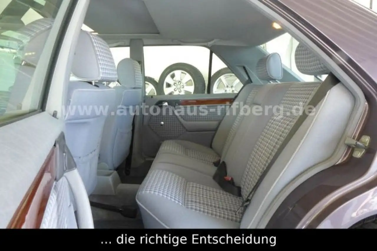 Mercedes-Benz E 200 D Automatik AHK/LM/Schiebedach elekt./eFH, foto 8