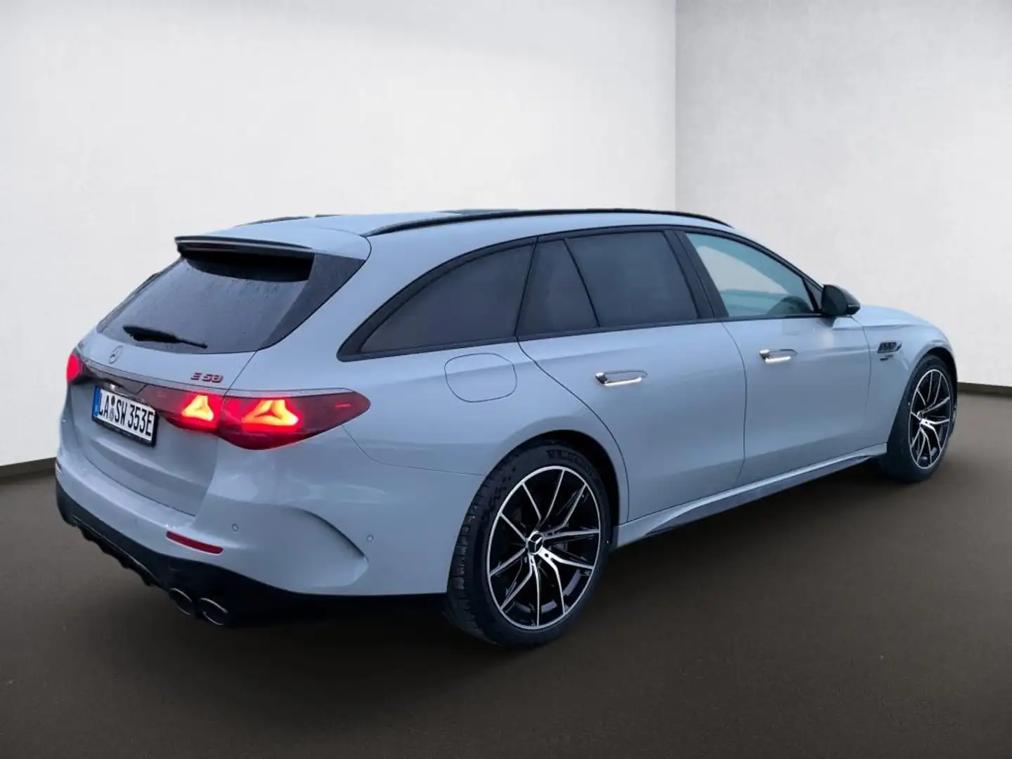 Mercedes-Benz E 53 AMG HY 4m+ T Night*AHK*PanoSD*HUD*Burmester Grau - 2