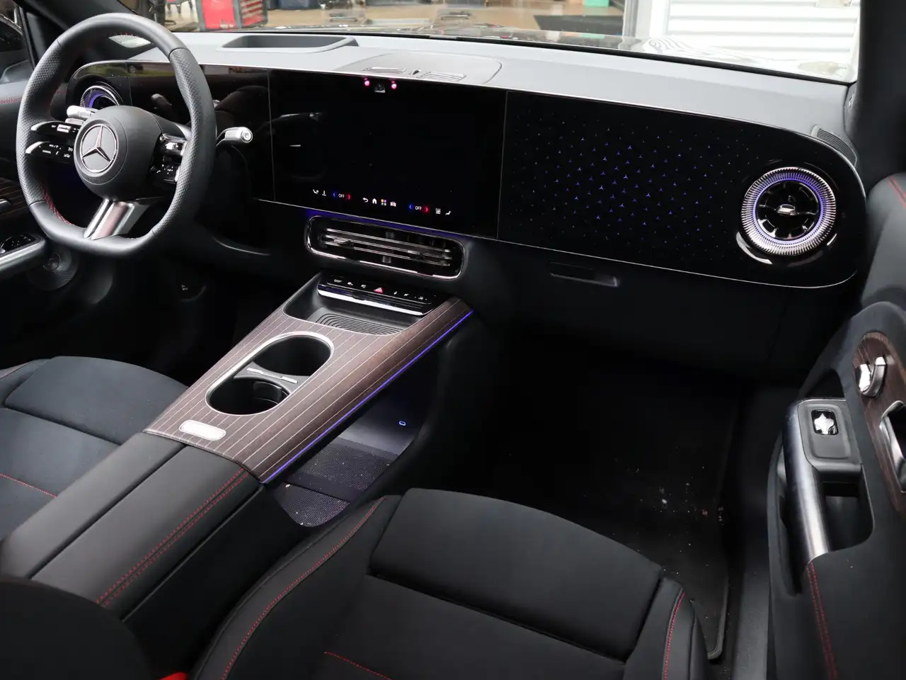 Mercedes-Benz GLB 2026