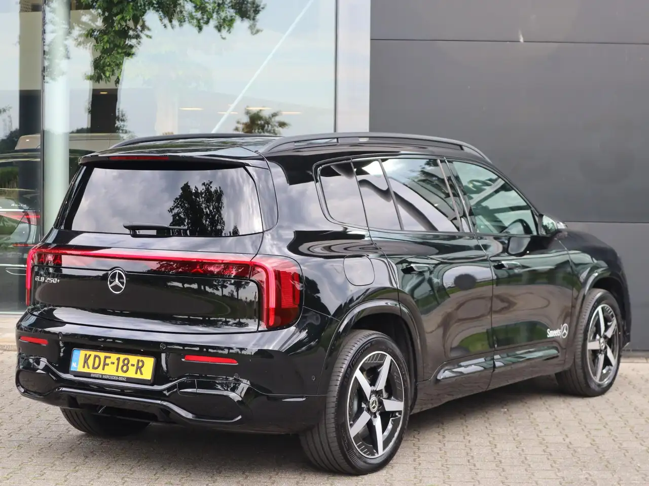 Mercedes-Benz GLB 2026