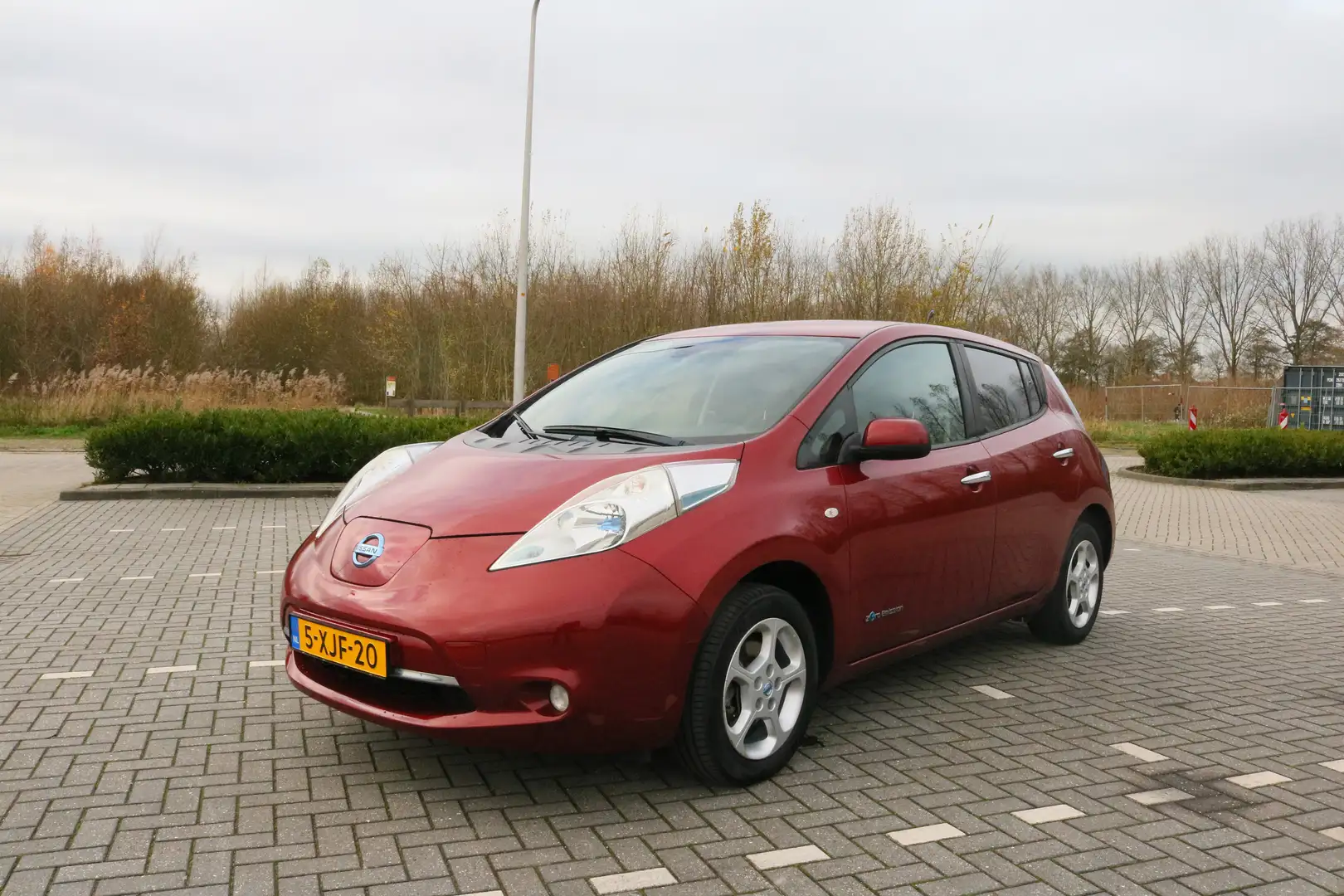 Nissan Leaf Leaf Acenta 24kWh Червоний - 1