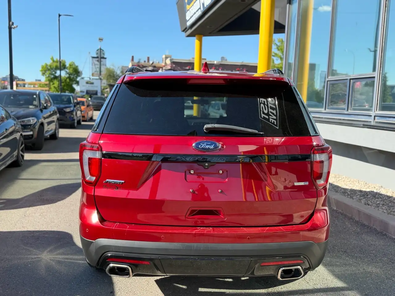 Ford Explorer снимка Ford Explorer