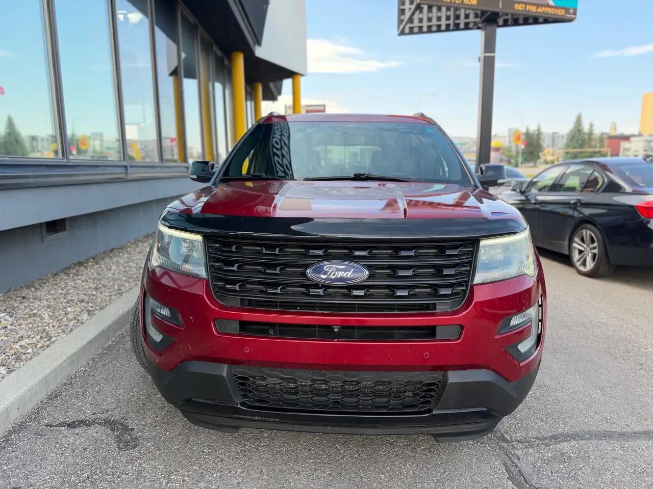 Ford Explorer снимка Ford Explorer